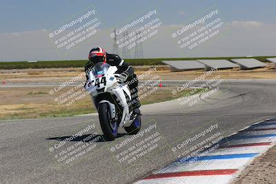 media/Sep-04-2023-Lets Ride (Mon) [[34443f911e]]/B Group/1220pm (Wheelie Bump)/